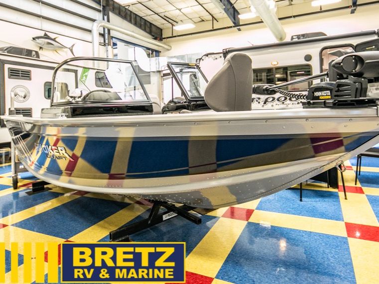 2021 Smoker Craft boat for sale, model of the boat is Pro Angler XL 172 XL & Image # 2 of 15