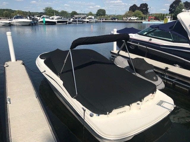 2008 Sea Ray boat for sale, model of the boat is 205SPORT & Image # 2 of 12