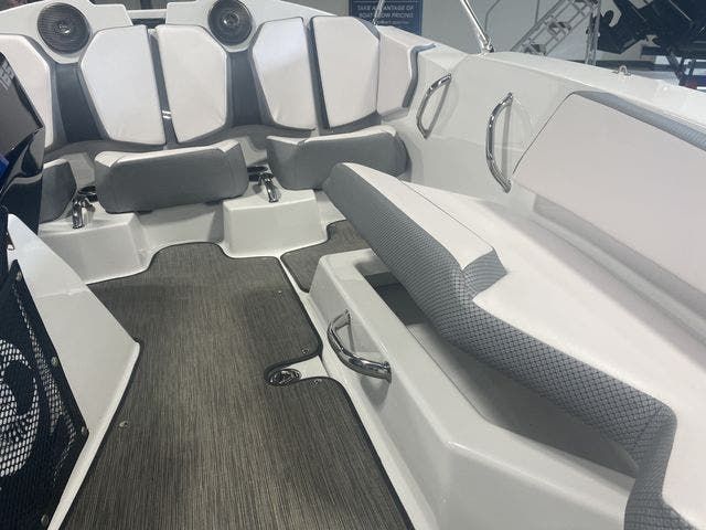 2022 Scarab boat for sale, model of the boat is 165ID & Image # 2 of 15