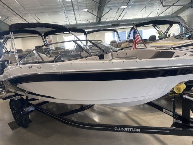 2022 Glastron boat for sale, model of the boat is 195GX & Image # 1 of 20