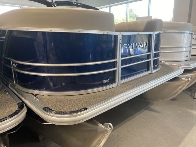 2022 Sylvan boat for sale, model of the boat is 8522MirageLZ & Image # 1 of 10