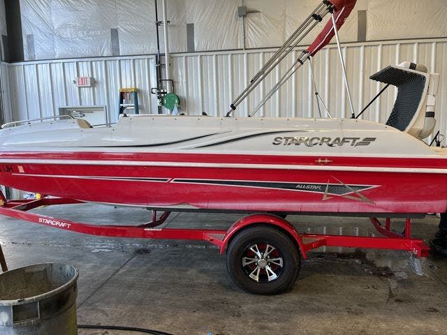 2019 Starcraft boat for sale, model of the boat is 2000 LIMITED IO & Image # 1 of 4