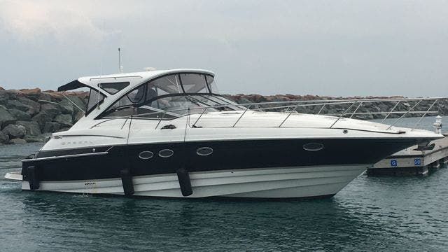 2010 Regal boat for sale, model of the boat is 4460 COMMODORE & Image # 1 of 39