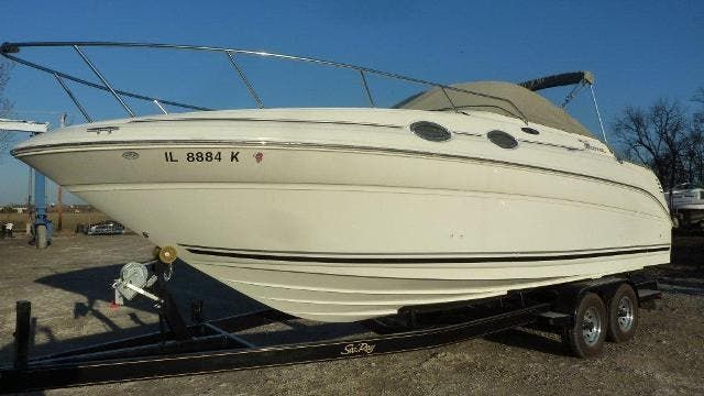 2004 Sea Ray boat for sale, model of the boat is 260 SUNDANCER & Image # 1 of 28
