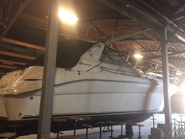 1995 Sea Ray boat for sale, model of the boat is 370 SUNDANCER & Image # 2 of 2
