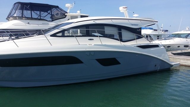 2016 Sea Ray boat for sale, model of the boat is 400 Sundancer & Image # 1 of 2