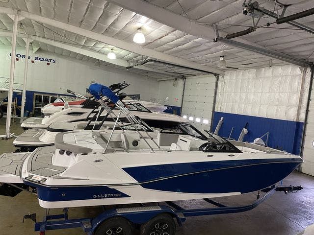 2022 Glastron boat for sale, model of the boat is 225GTD & Image # 2 of 14