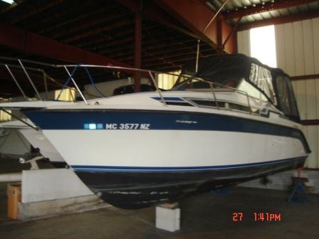 1989 Carver boat for sale, model of the boat is 2357 MONTEGO & Image # 2 of 2