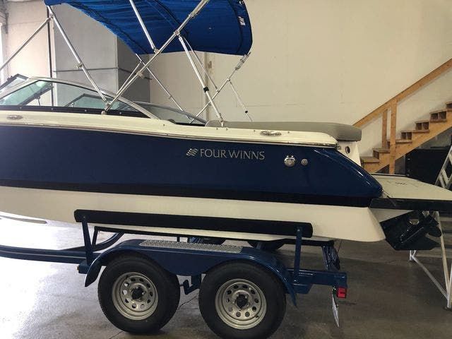 2022 Four Winns boat for sale, model of the boat is 210H & Image # 2 of 11