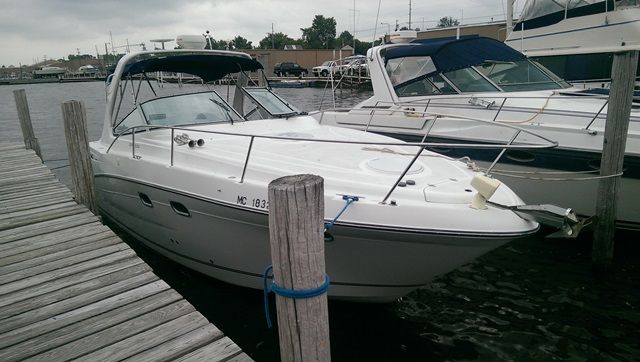 2000 Four Winns boat for sale, model of the boat is 298 VISTA & Image # 1 of 2