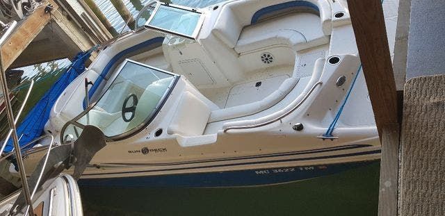 2012 Hurricane boat for sale, model of the boat is 187 DECK SPORT & Image # 2 of 12