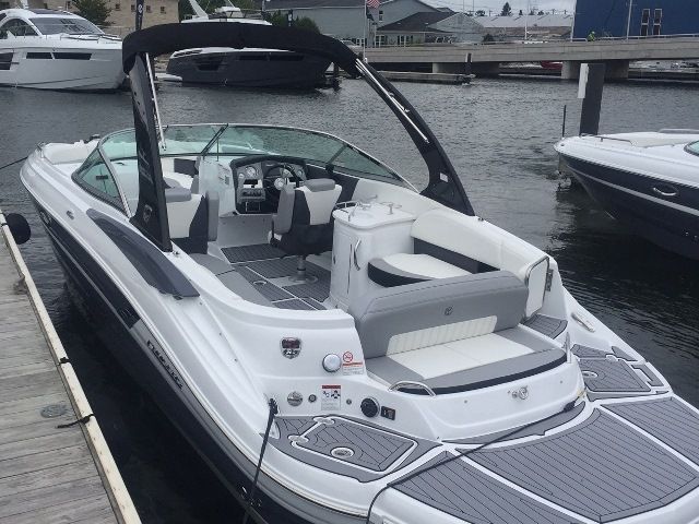 2019 Cruisers Yachts boat for sale, model of the boat is 298BR & Image # 2 of 2