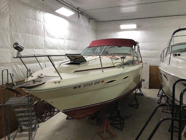 1988 Sea Ray boat for sale, model of the boat is 300 SUNDANCER & Image # 1 of 2