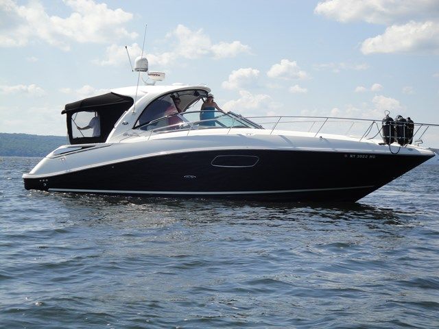 2008 Sea Ray boat for sale, model of the boat is 350 SUNDANCER & Image # 1 of 2