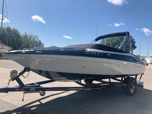2012 Crownline boat for sale, model of the boat is 21SS & Image # 2 of 20