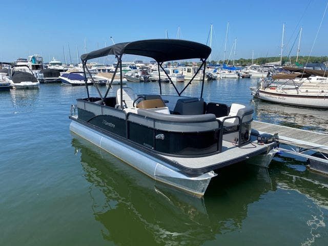 2022 Manitou boat for sale, model of the boat is 20 AURORA & Image # 1 of 13