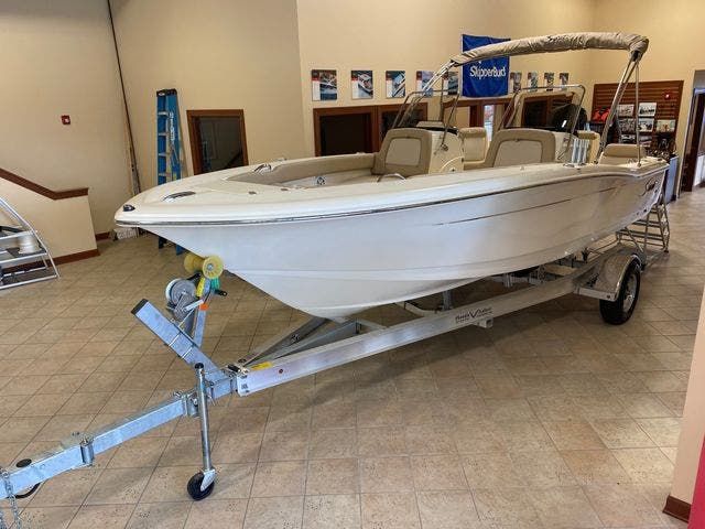 2022 Scout boat for sale, model of the boat is 195SportDorado & Image # 1 of 21