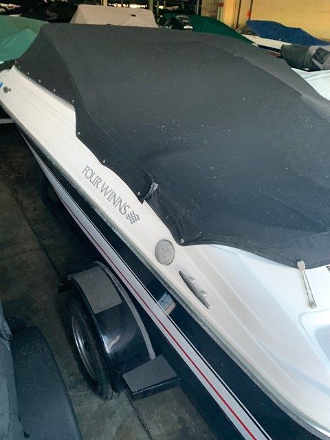 2006 Four Winns boat for sale, model of the boat is 180 & Image # 2 of 2