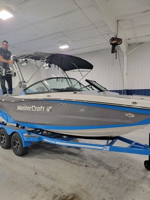 2022 Mastercraft boat for sale, model of the boat is XT-20 & Image # 1 of 15
