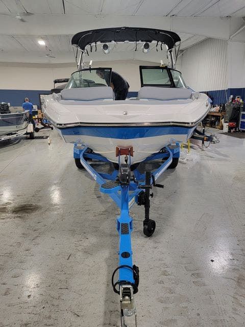 2022 Mastercraft boat for sale, model of the boat is XT-20 & Image # 2 of 15