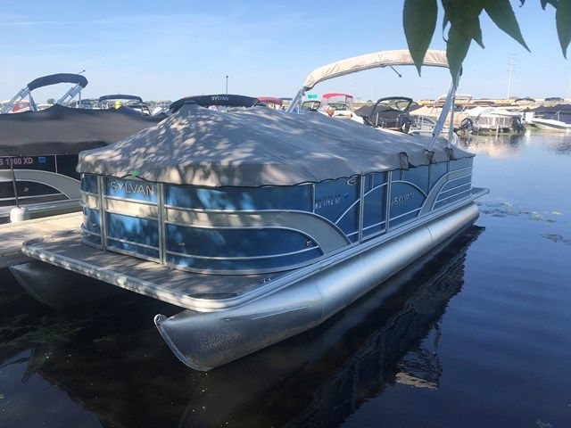 2018 Sylvan boat for sale, model of the boat is 8522 PARTY FISH & Image # 1 of 2