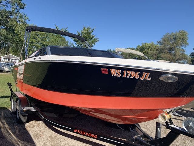 2015 Four Winns boat for sale, model of the boat is 210H & Image # 2 of 18
