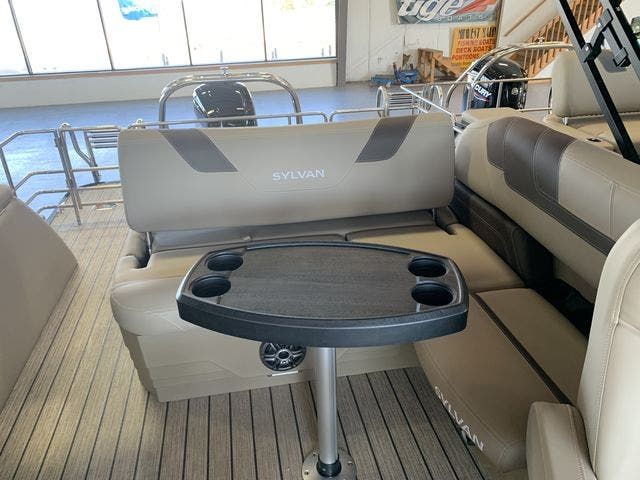 2022 Sylvan boat for sale, model of the boat is L3CLZDH & Image # 2 of 11