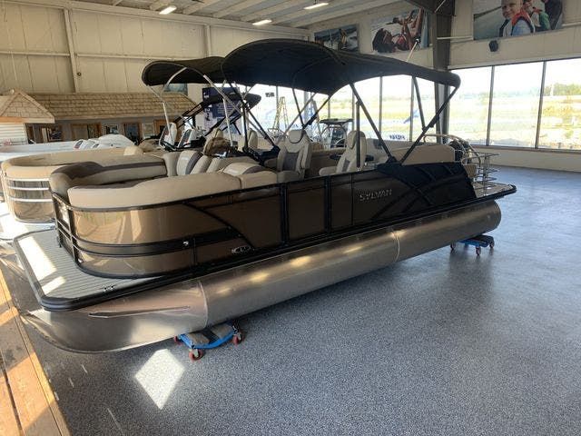 2022 Sylvan boat for sale, model of the boat is L3CLZDH & Image # 1 of 11