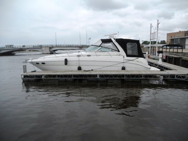 2000 Sea Ray boat for sale, model of the boat is 380 SUNDANCER & Image # 2 of 2