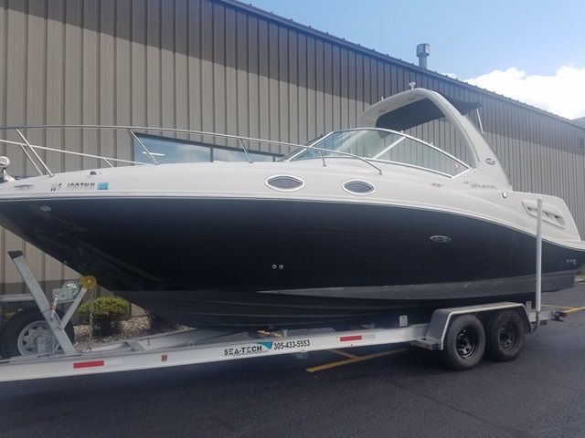 2006 Sea Ray boat for sale, model of the boat is 260 SUNDANCER & Image # 1 of 2