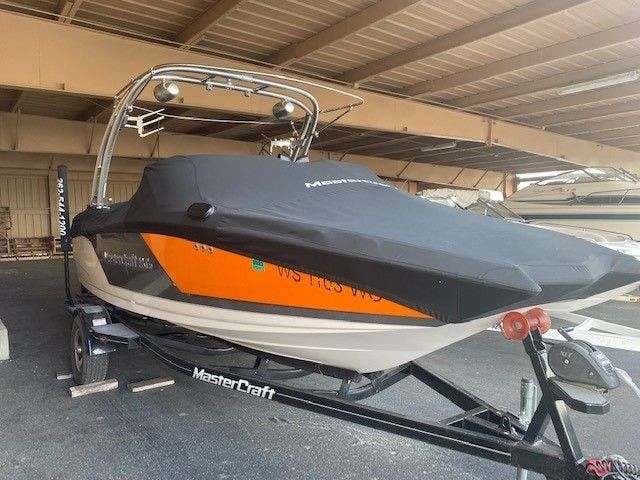 2017 Mastercraft boat for sale, model of the boat is NXT20 & Image # 2 of 22