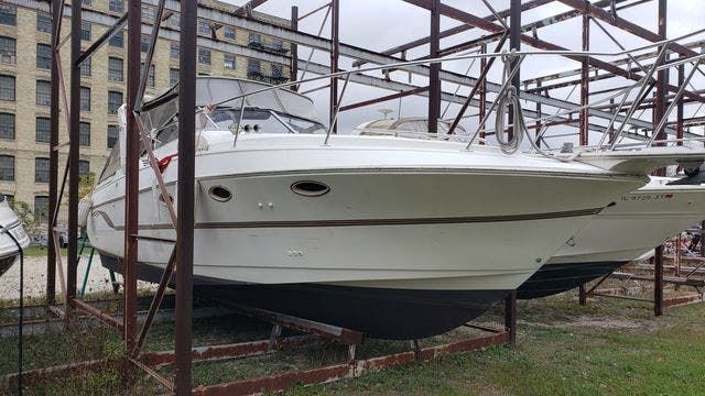 1998 Larson boat for sale, model of the boat is 310 CABRIO & Image # 2 of 19