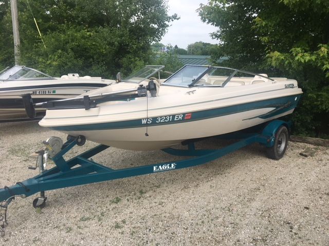 1999 Glastron boat for sale, model of the boat is GS185SF & Image # 2 of 2