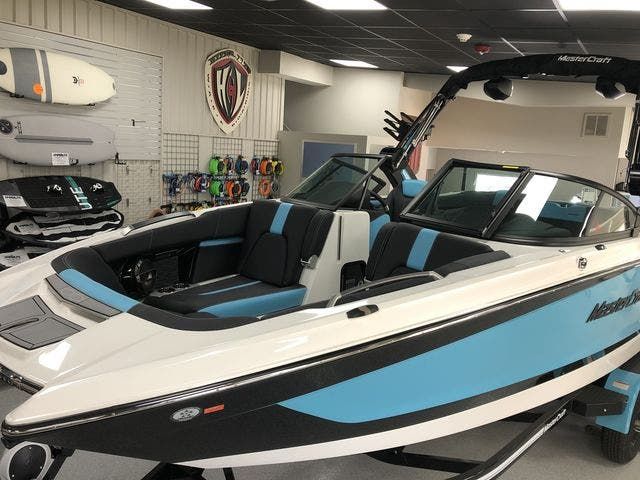 2022 Mastercraft boat for sale, model of the boat is X24 & Image # 2 of 7