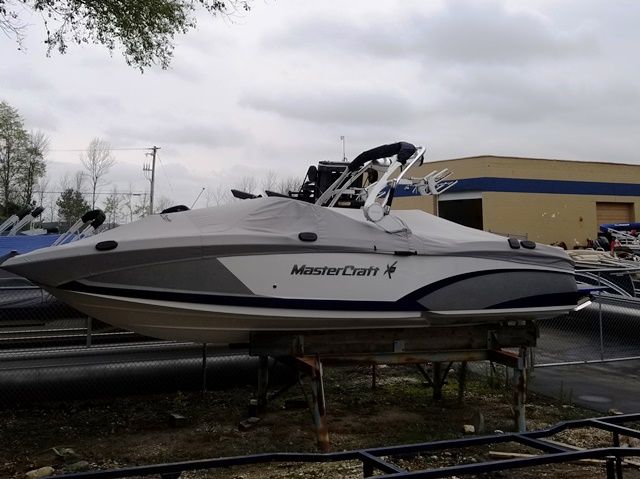 2017 Mastercraft boat for sale, model of the boat is X26 & Image # 2 of 2