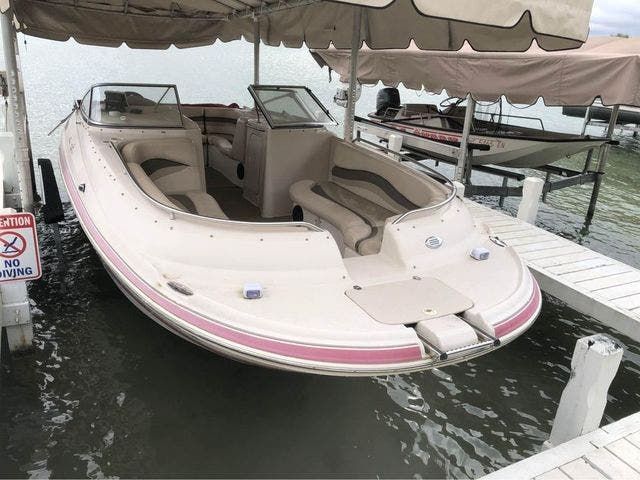 2003 Larson boat for sale, model of the boat is 234 DECK BOAT & Image # 2 of 12