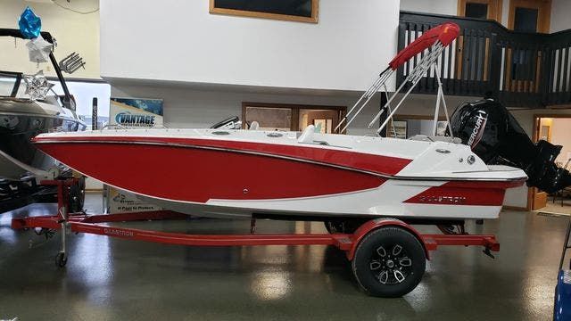 2022 Glastron boat for sale, model of the boat is 180GTD & Image # 1 of 8