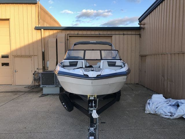 2020 Yamaha boat for sale, model of the boat is 240 SX & Image # 2 of 14