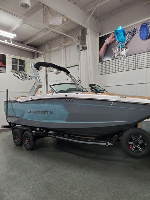 2022 Mastercraft boat for sale, model of the boat is XStar & Image # 1 of 9