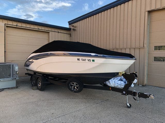 2020 Yamaha boat for sale, model of the boat is 240 SX & Image # 1 of 14