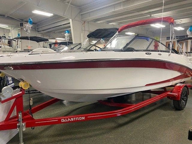 2022 Glastron boat for sale, model of the boat is 215GX & Image # 1 of 13