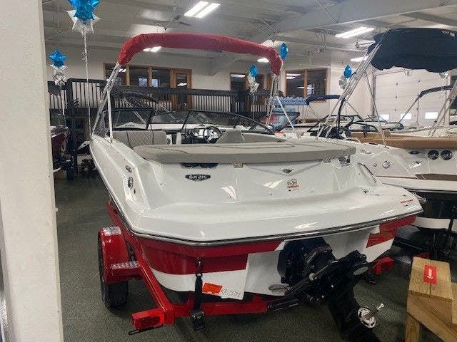 2022 Glastron boat for sale, model of the boat is 215GX & Image # 2 of 13