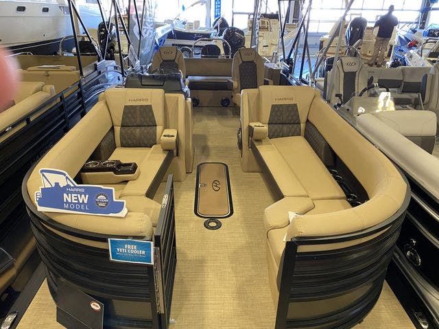2021 Harris boat for sale, model of the boat is 250SOL/SLDH/TT & Image # 2 of 7