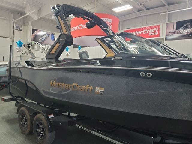 2022 Mastercraft boat for sale, model of the boat is XT-24 & Image # 1 of 15
