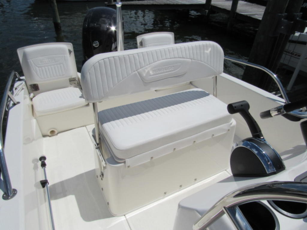 2016 Boston Whaler boat for sale, model of the boat is 170 Dauntless & Image # 12 of 22
