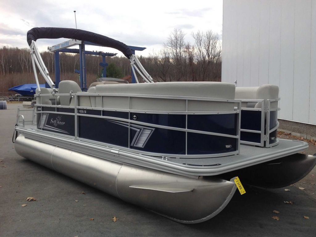 2022 SunChaser boat for sale, model of the boat is VISTA 18LR & Image # 1 of 9