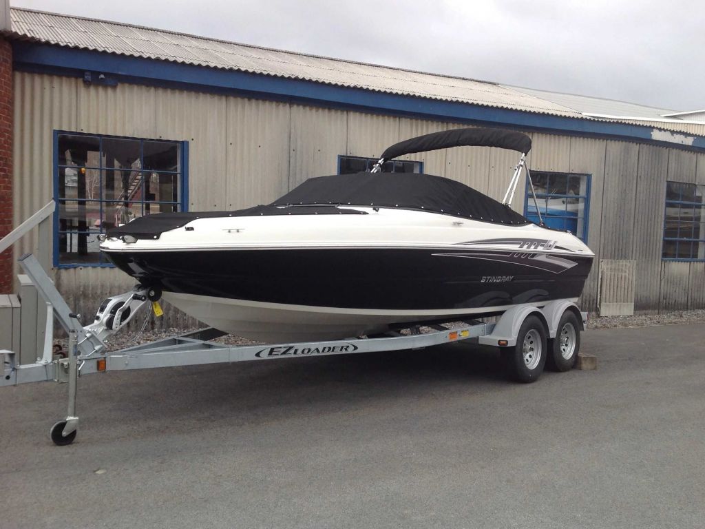2022 Stingray boat for sale, model of the boat is 208LR & Image # 2 of 13