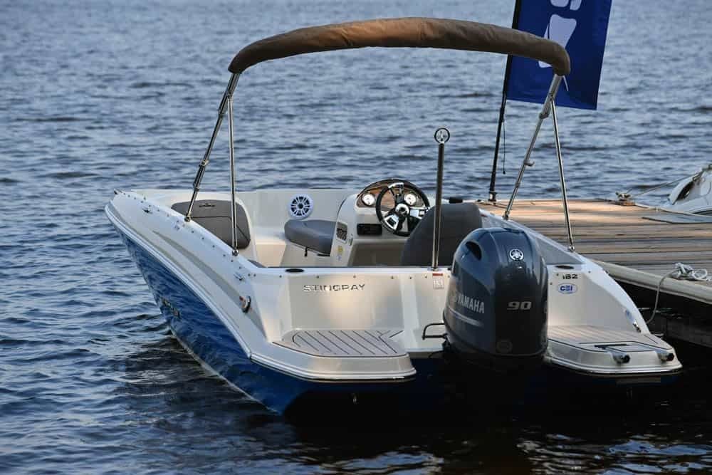 2022 Stingray boat for sale, model of the boat is 182SC & Image # 2 of 6