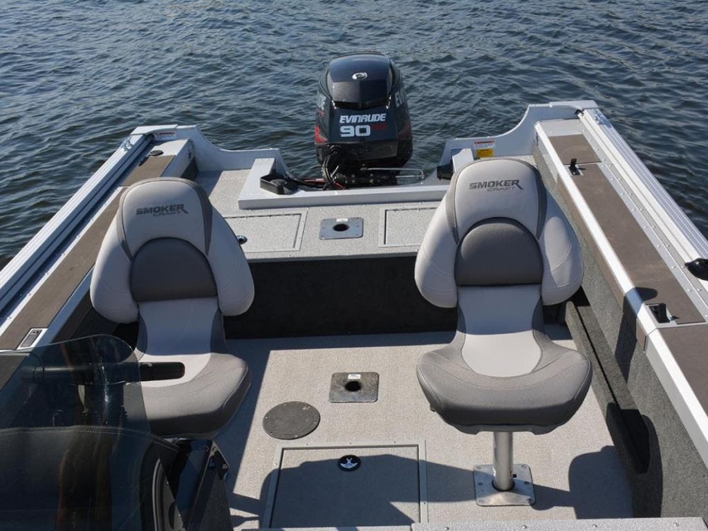 2022 Smoker Craft boat for sale, model of the boat is 161 PRO ANGLER XL & Image # 2 of 8