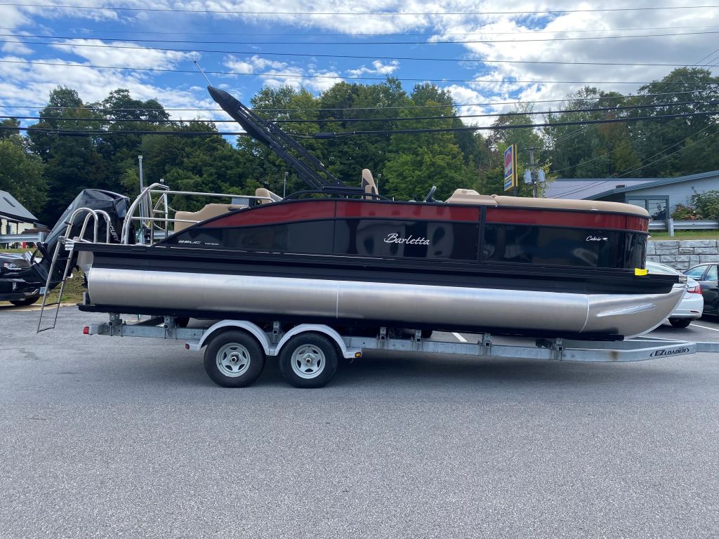 2022 Barletta boat for sale, model of the boat is C22UC & Image # 2 of 12